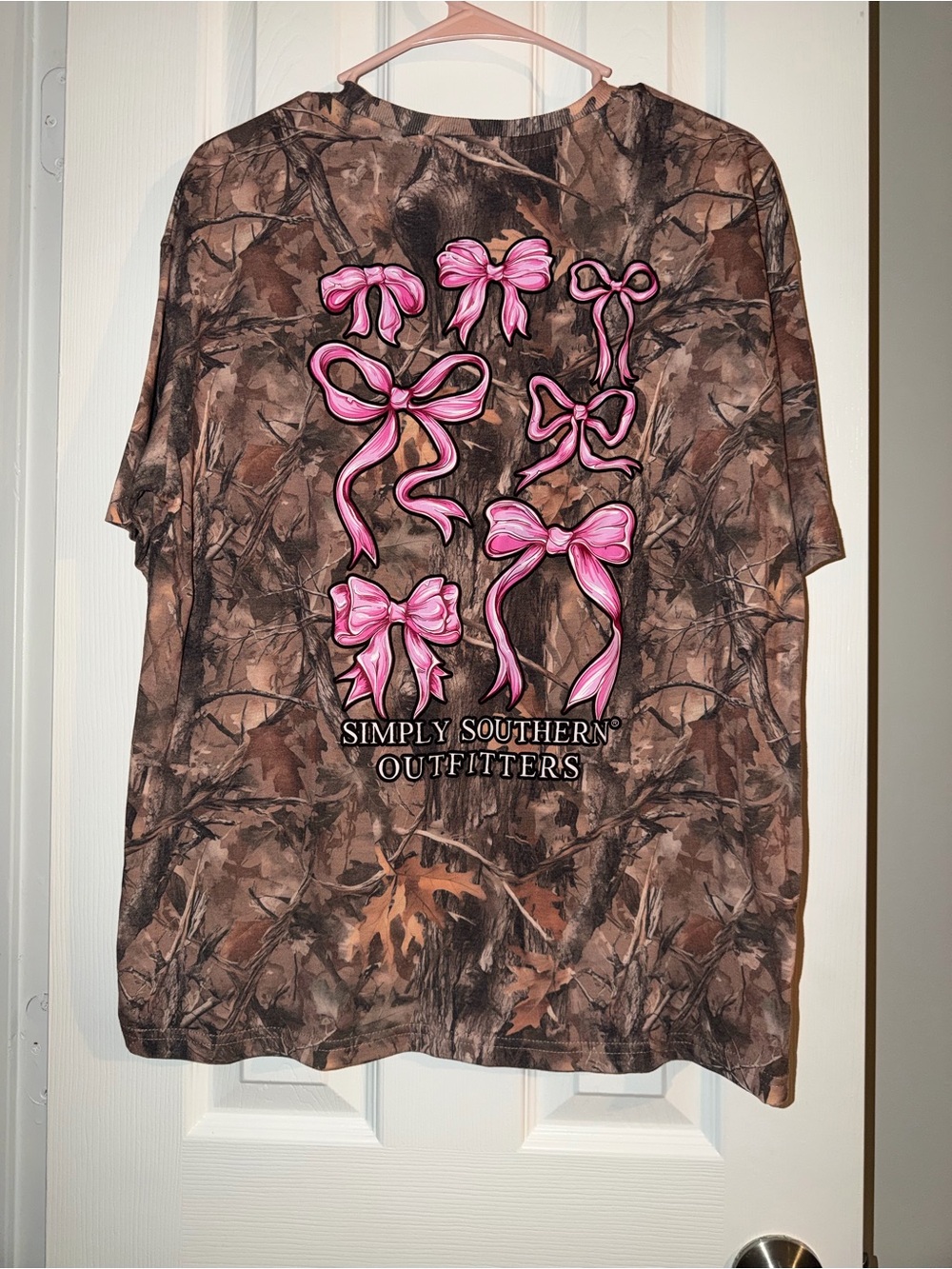 Simply Southern Camo Tee with Pink Bows